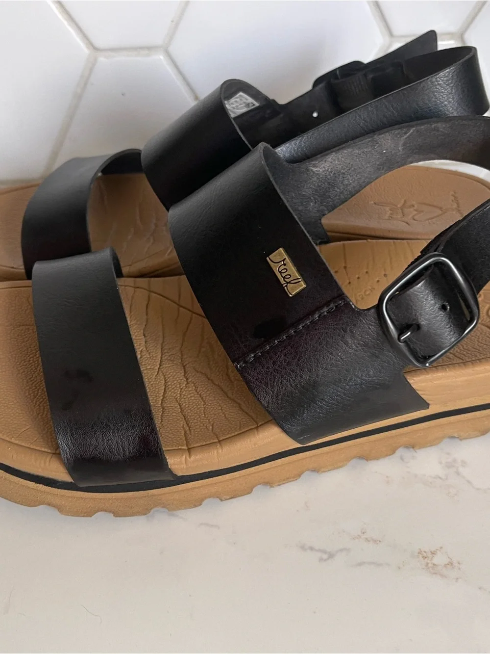 Reef Men's Black Strap Sandals with Brown Footbed